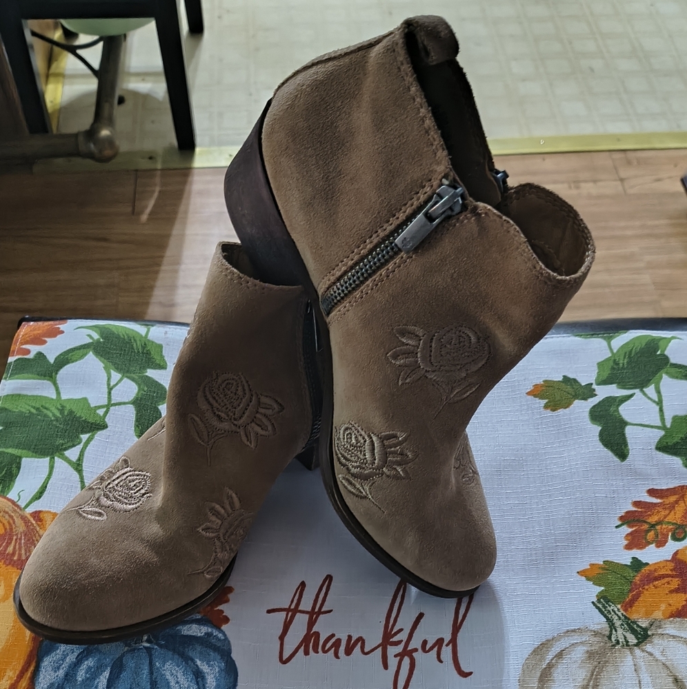 Lucky Brand Brown Ankle Boots with Floral Embroidery